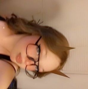 Meet your Posher, Ava